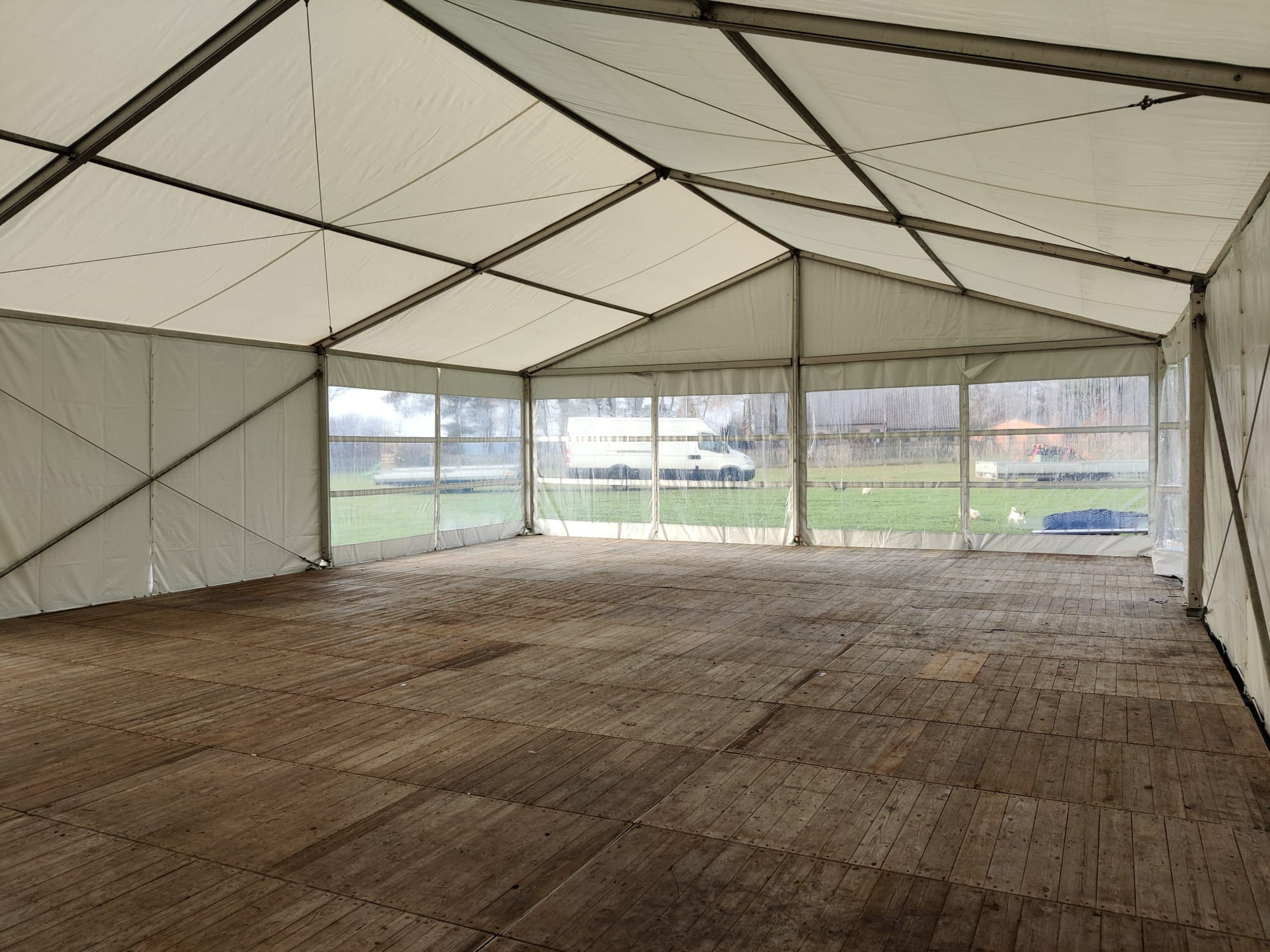 grote tent huren feest